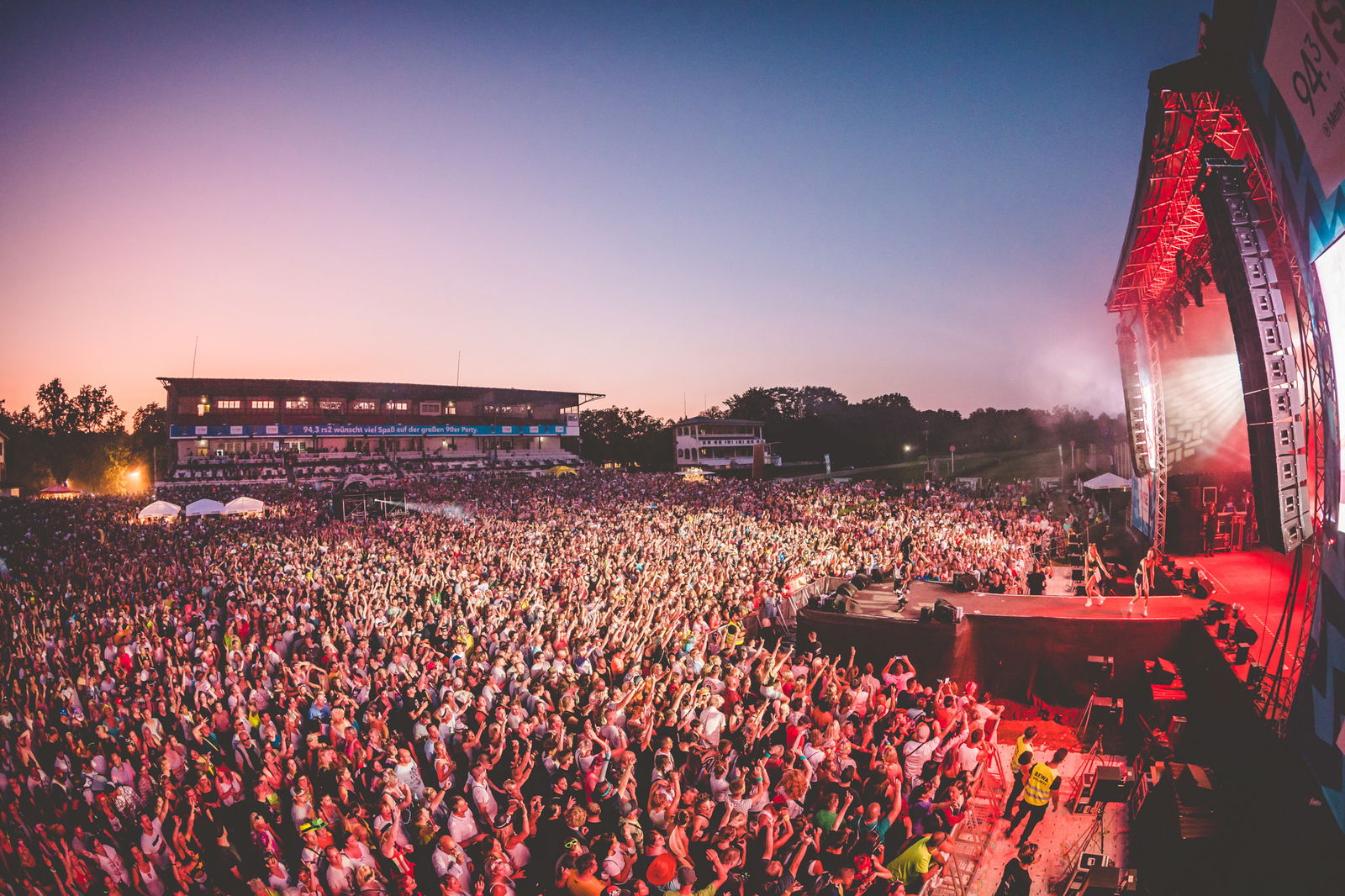 94,3 rs2 Die 90er live! 94,3 RS2 94,3 rs2 Die 90er live! 94,3 RS2